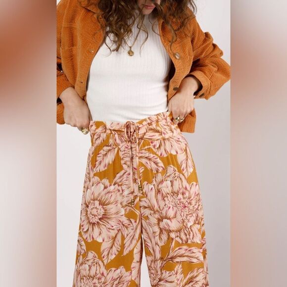 NWT Band of The Free Women’s Pull On Gold Floral Wide Leg Pants - Size Medium - Picture 6 of 9